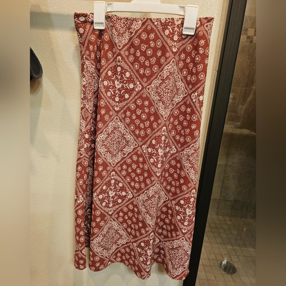 Loft xs skirt camel, burnt orange skirt